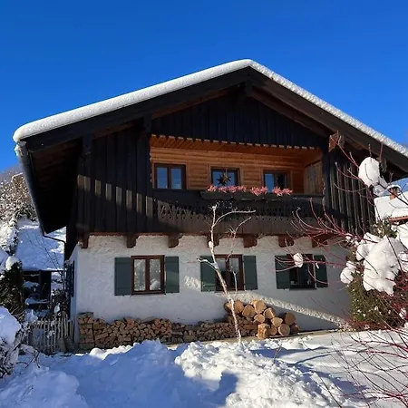 Apartment Neu - Traumhafte Mit Bergblick